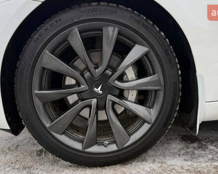 Білий Тесла Модель 3, об'ємом двигуна 0 л та пробігом 100 тис. км за 16500 $, фото 22 на Automoto.ua