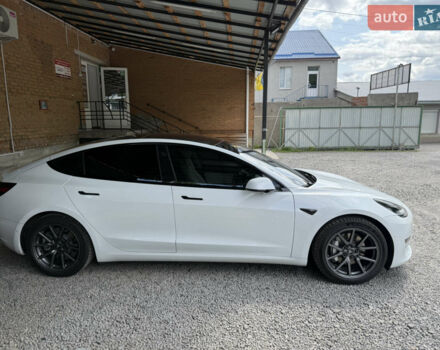 Белый Тесла Модель 3, объемом двигателя 0 л и пробегом 85 тыс. км за 18500 $, фото 3 на Automoto.ua
