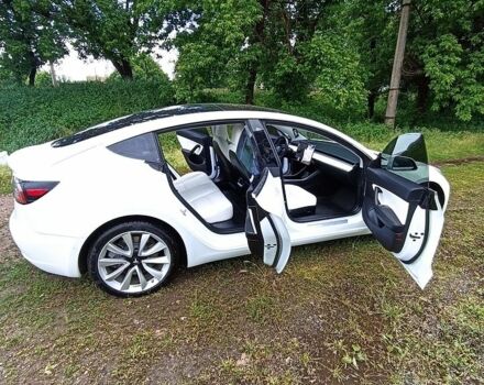 Білий Тесла Модель 3, об'ємом двигуна 0 л та пробігом 119 тис. км за 15250 $, фото 31 на Automoto.ua