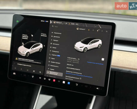 Белый Тесла Модель 3, объемом двигателя 0 л и пробегом 202 тыс. км за 13900 $, фото 17 на Automoto.ua