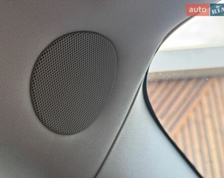 Белый Тесла Модель 3, объемом двигателя 0 л и пробегом 186 тыс. км за 13900 $, фото 51 на Automoto.ua