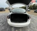 Білий Тесла Модель 3, об'ємом двигуна 0 л та пробігом 90 тис. км за 14999 $, фото 24 на Automoto.ua