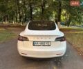 Белый Тесла Модель 3, объемом двигателя 0 л и пробегом 176 тыс. км за 15800 $, фото 3 на Automoto.ua