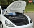Белый Тесла Модель 3, объемом двигателя 0 л и пробегом 106 тыс. км за 18000 $, фото 7 на Automoto.ua