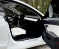 Белый Тесла Модель 3, объемом двигателя 0 л и пробегом 60 тыс. км за 17700 $, фото 19 на Automoto.ua