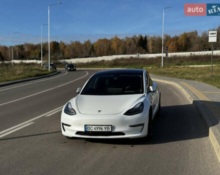Белый Тесла Модель 3, объемом двигателя 0 л и пробегом 92 тыс. км за 16499 $, фото 1 на Automoto.ua