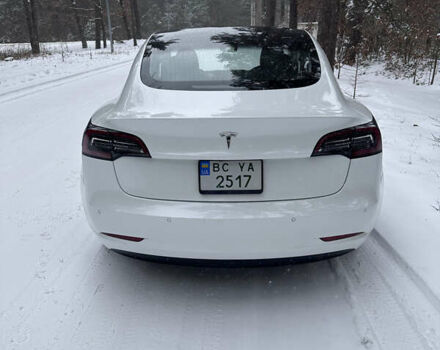 Білий Тесла Модель 3, об'ємом двигуна 0 л та пробігом 87 тис. км за 22500 $, фото 8 на Automoto.ua