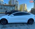 Белый Тесла Модель 3, объемом двигателя 0 л и пробегом 80 тыс. км за 17500 $, фото 4 на Automoto.ua