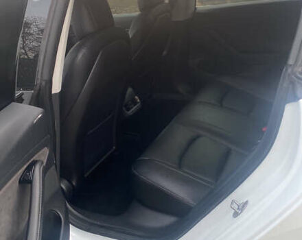 Белый Тесла Модель 3, объемом двигателя 0 л и пробегом 100 тыс. км за 15200 $, фото 10 на Automoto.ua