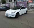 Білий Тесла Модель 3, об'ємом двигуна 0 л та пробігом 99 тис. км за 17900 $, фото 1 на Automoto.ua