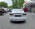 Белый Тесла Модель 3, объемом двигателя 0 л и пробегом 75 тыс. км за 16900 $, фото 4 на Automoto.ua