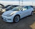 Білий Тесла Модель 3, об'ємом двигуна 0 л та пробігом 42 тис. км за 6600 $, фото 1 на Automoto.ua