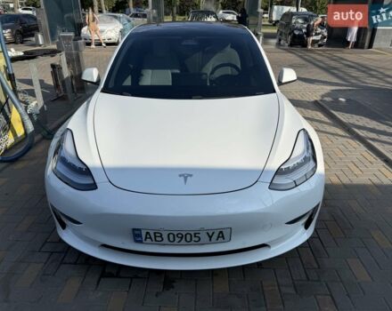 Белый Тесла Модель 3, объемом двигателя 0 л и пробегом 85 тыс. км за 18500 $, фото 16 на Automoto.ua