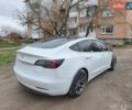 Белый Тесла Модель 3, объемом двигателя 0 л и пробегом 77 тыс. км за 9100 $, фото 4 на Automoto.ua