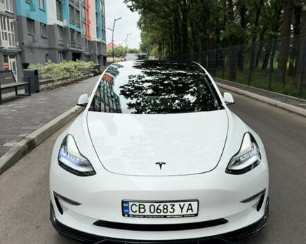 Білий Тесла Модель 3, об'ємом двигуна 0 л та пробігом 115 тис. км за 18500 $, фото 1 на Automoto.ua