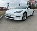 Білий Тесла Модель 3, об'ємом двигуна 0 л та пробігом 131 тис. км за 16400 $, фото 18 на Automoto.ua