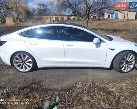 Білий Тесла Модель 3, об'ємом двигуна 0 л та пробігом 51 тис. км за 18500 $, фото 12 на Automoto.ua
