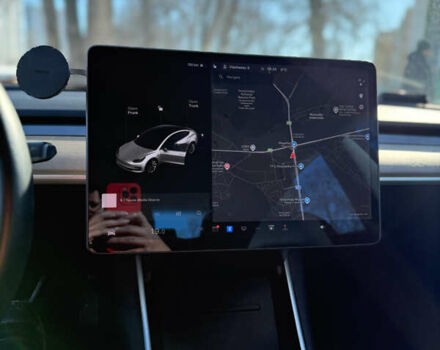 Білий Тесла Модель 3, об'ємом двигуна 0 л та пробігом 94 тис. км за 18300 $, фото 14 на Automoto.ua