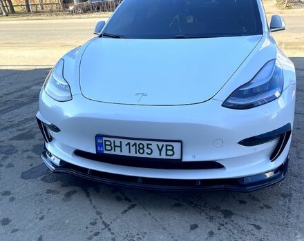 Белый Тесла Модель 3, объемом двигателя 0 л и пробегом 165 тыс. км за 17000 $, фото 7 на Automoto.ua