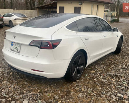 Белый Тесла Модель 3, объемом двигателя 0 л и пробегом 100 тыс. км за 15200 $, фото 3 на Automoto.ua