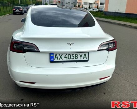 Белый Тесла Модель 3, объемом двигателя 0.23 л и пробегом 116 тыс. км за 16500 $, фото 8 на Automoto.ua
