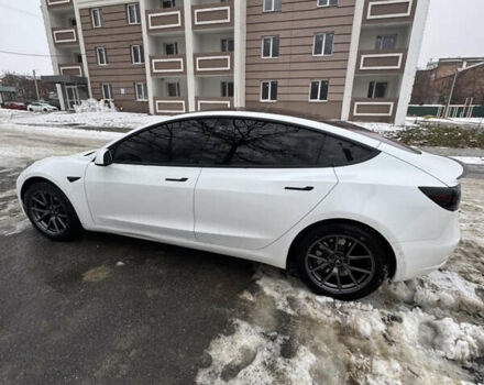 Белый Тесла Модель 3, объемом двигателя 0 л и пробегом 78 тыс. км за 18000 $, фото 3 на Automoto.ua