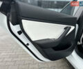 Білий Тесла Модель 3, об'ємом двигуна 0 л та пробігом 118 тис. км за 14999 $, фото 78 на Automoto.ua