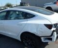 Белый Тесла Модель 3, объемом двигателя 0 л и пробегом 74 тыс. км за 15600 $, фото 3 на Automoto.ua