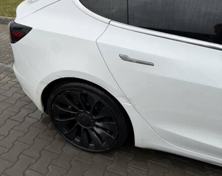 Білий Тесла Модель 3, об'ємом двигуна 0 л та пробігом 144 тис. км за 15500 $, фото 5 на Automoto.ua