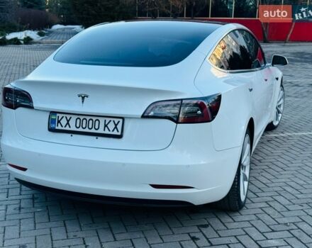 Білий Тесла Модель 3, об'ємом двигуна 0 л та пробігом 116 тис. км за 15500 $, фото 10 на Automoto.ua
