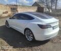 Білий Тесла Модель 3, об'ємом двигуна 0 л та пробігом 51 тис. км за 18500 $, фото 13 на Automoto.ua