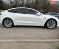 Білий Тесла Модель 3, об'ємом двигуна 0 л та пробігом 131 тис. км за 16400 $, фото 17 на Automoto.ua