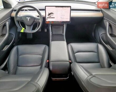 Білий Тесла Модель 3, об'ємом двигуна 0 л та пробігом 105 тис. км за 3000 $, фото 7 на Automoto.ua
