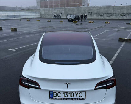 Белый Тесла Модель 3, объемом двигателя 0 л и пробегом 42 тыс. км за 18900 $, фото 2 на Automoto.ua