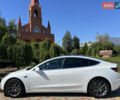 Белый Тесла Модель 3, объемом двигателя 0 л и пробегом 170 тыс. км за 20000 $, фото 2 на Automoto.ua