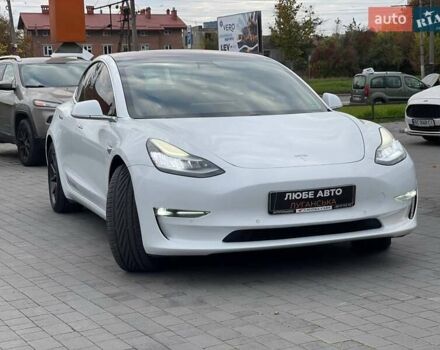 Белый Тесла Модель 3, объемом двигателя 0 л и пробегом 151 тыс. км за 17300 $, фото 2 на Automoto.ua