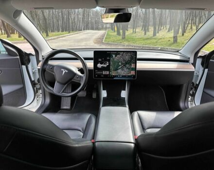 Белый Тесла Модель 3, объемом двигателя 0 л и пробегом 1 тыс. км за 18500 $, фото 13 на Automoto.ua