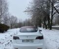 Білий Тесла Модель 3, об'ємом двигуна 0 л та пробігом 108 тис. км за 17500 $, фото 19 на Automoto.ua