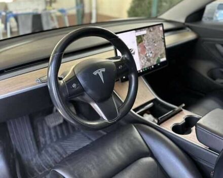 Білий Тесла Модель 3, об'ємом двигуна 0 л та пробігом 94 тис. км за 9200 $, фото 2 на Automoto.ua