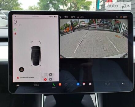 Белый Тесла Модель 3, объемом двигателя 0 л и пробегом 75 тыс. км за 16900 $, фото 11 на Automoto.ua