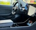 Белый Тесла Модель 3, объемом двигателя 0 л и пробегом 99 тыс. км за 16900 $, фото 16 на Automoto.ua