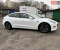 Белый Тесла Модель 3, объемом двигателя 0 л и пробегом 93 тыс. км за 15800 $, фото 31 на Automoto.ua