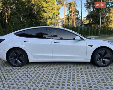 Білий Тесла Модель 3, об'ємом двигуна 0 л та пробігом 89 тис. км за 15000 $, фото 10 на Automoto.ua