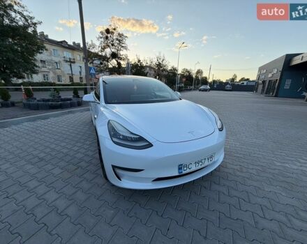 Белый Тесла Модель 3, объемом двигателя 0 л и пробегом 240 тыс. км за 18000 $, фото 30 на Automoto.ua