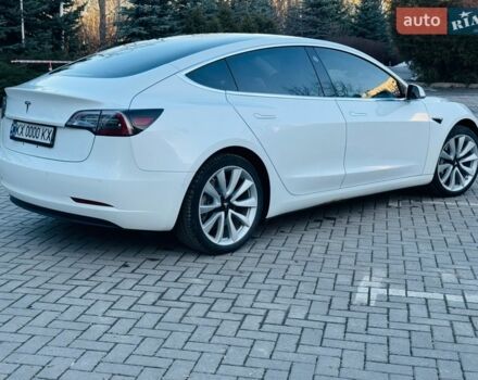 Білий Тесла Модель 3, об'ємом двигуна 0 л та пробігом 116 тис. км за 15500 $, фото 8 на Automoto.ua