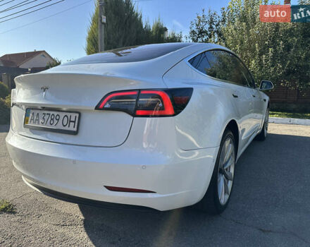 Білий Тесла Модель 3, об'ємом двигуна 0 л та пробігом 94 тис. км за 16800 $, фото 8 на Automoto.ua