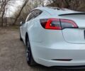 Білий Тесла Модель 3, об'ємом двигуна 0 л та пробігом 160 тис. км за 17000 $, фото 10 на Automoto.ua