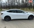 Білий Тесла Модель 3, об'ємом двигуна 0 л та пробігом 67 тис. км за 18500 $, фото 8 на Automoto.ua