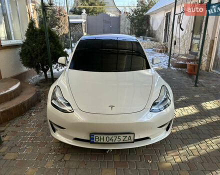 Белый Тесла Модель 3, объемом двигателя 0 л и пробегом 91 тыс. км за 17000 $, фото 5 на Automoto.ua
