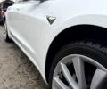 Білий Тесла Модель 3, об'ємом двигуна 0 л та пробігом 123 тис. км за 18000 $, фото 4 на Automoto.ua